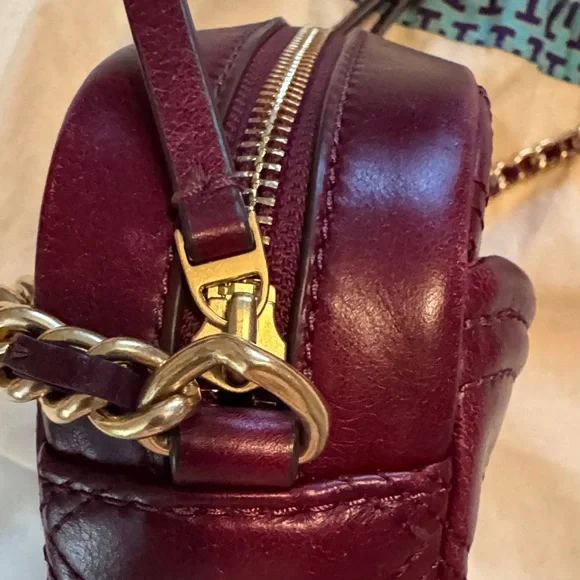 Tory Burch Maroon Quilted Crossbody Bag - Picture 5 of 8